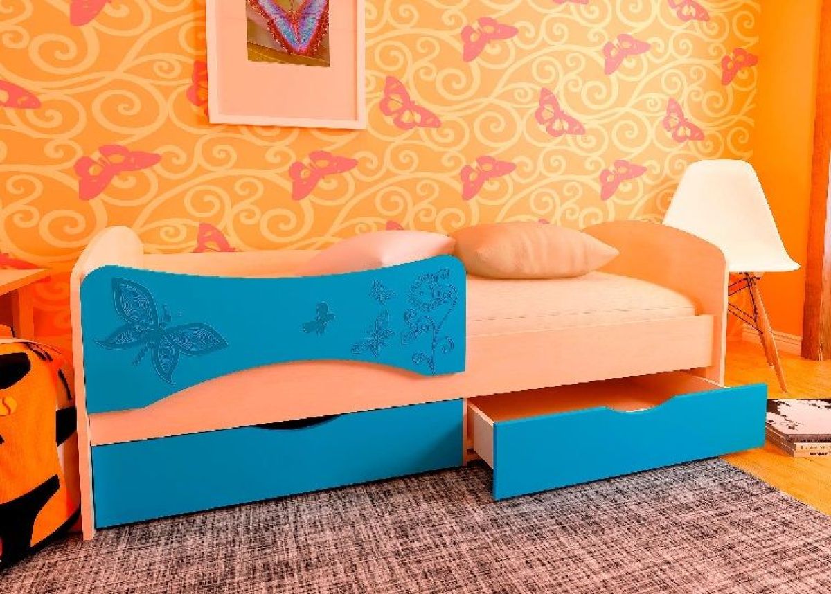 детская кровать с бортиком бабочки