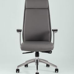 Компьютерное кресло для руководителя TopChairs Armor офисное серое обивка экокожа крестовина металл | фото 4