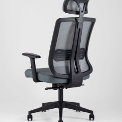 Компьютерное кресло для руководителя TopChairs Post офисное серое обивка сетка ткань крестовина пластик | фото 6