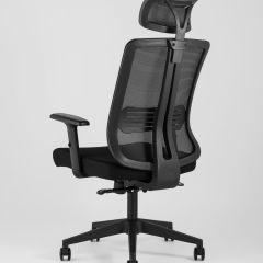 Компьютерное кресло для руководителя TopChairs Post офисное черное обивка сетка ткань крестовина пластик | фото 6