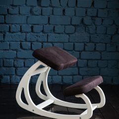 Балансирующий коленный стул Конёк Горбунёк (Айвори) | фото 2