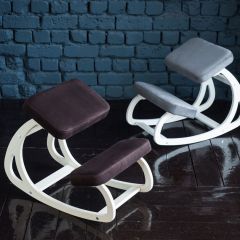 Балансирующий коленный стул Конёк Горбунёк (Айвори) | фото 5